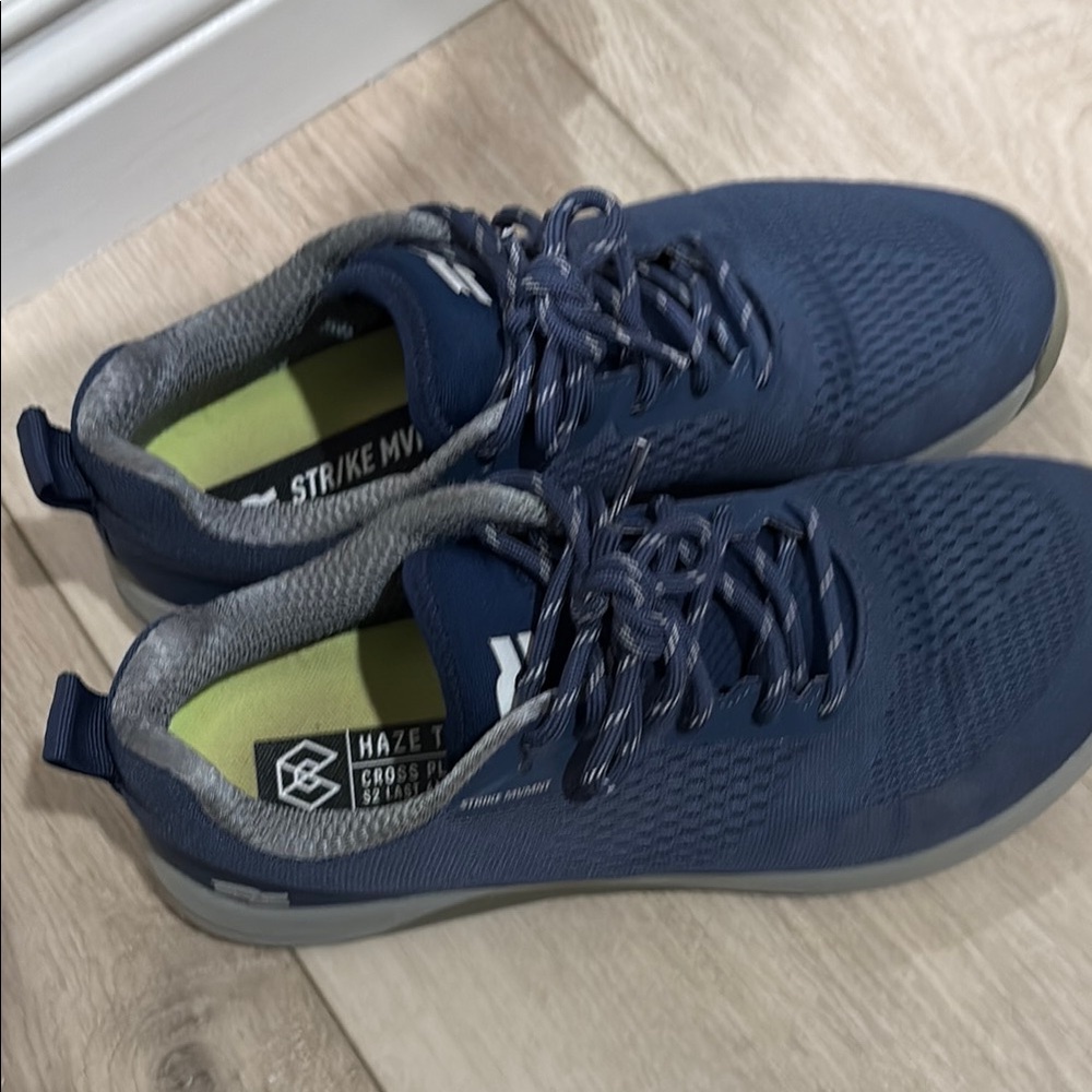 Strike MVMT Haze Trainers